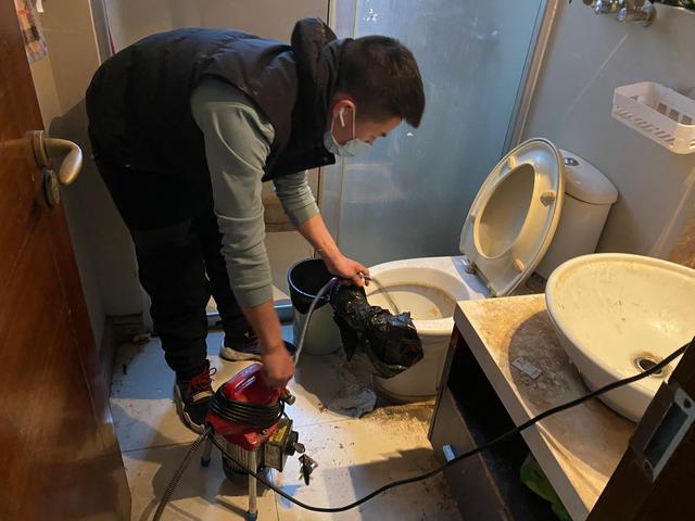 常熟马桶疏通-疏通下水道