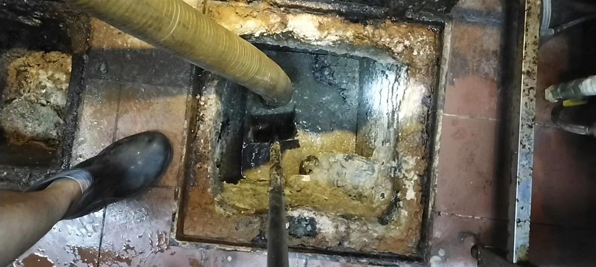 常熟化油池清理-污水池清掏